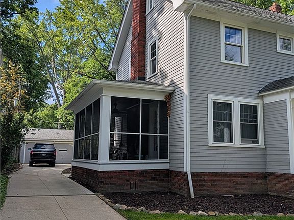 3rd image of 3100 Corydon Rd