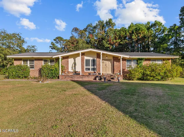 381 Carolina Pines Boulevard, New Bern, NC 28560