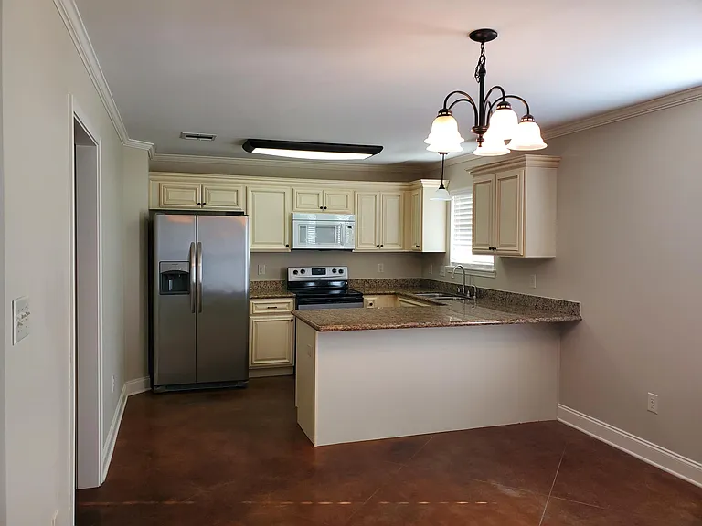 150 Harvest Ct — Photo 3