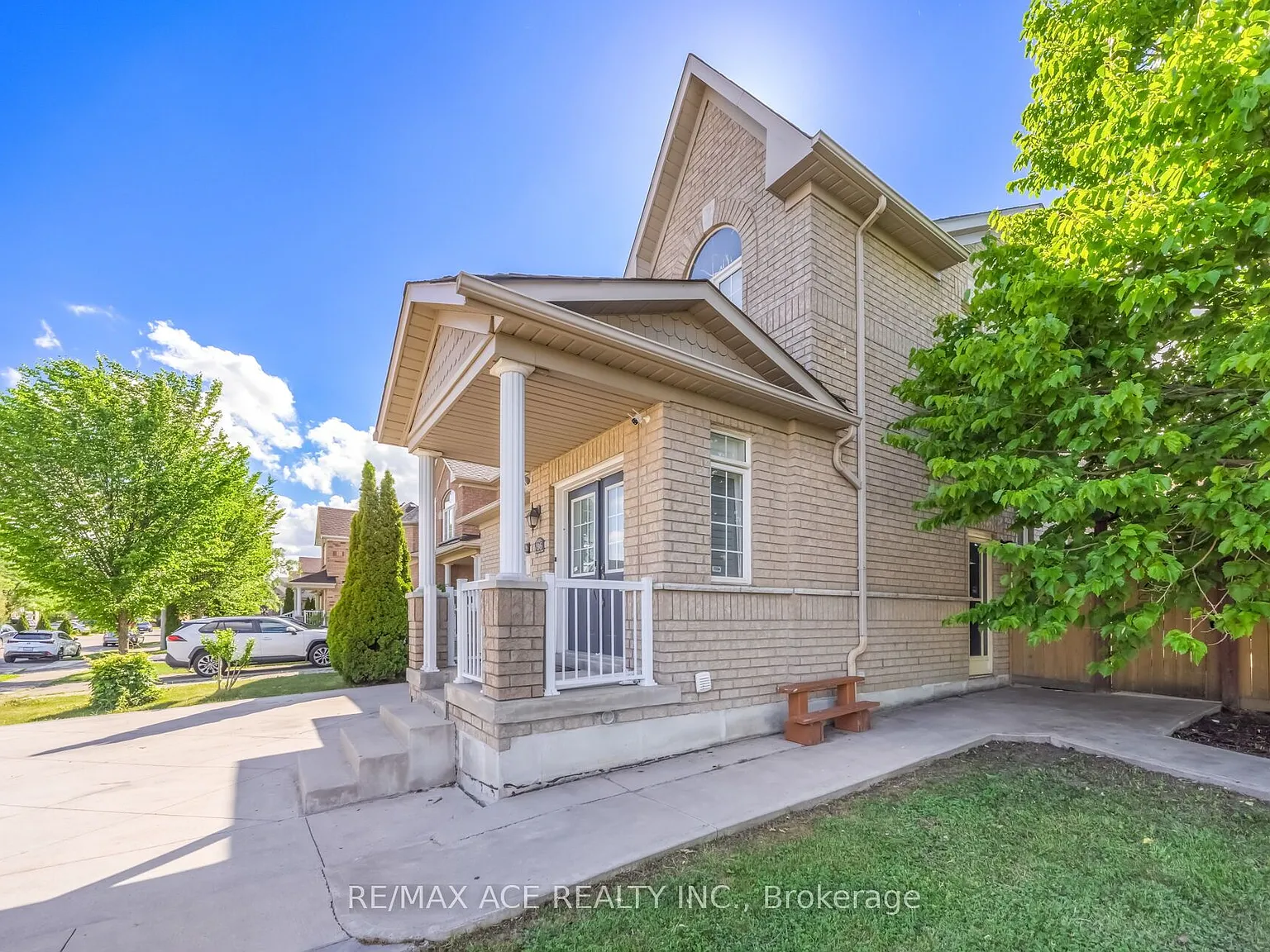 4 bed, $3,100 — Photo 4