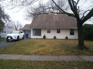 54 Pennant Ln, Willingboro, NJ 08046