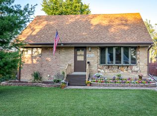 18635 Martin Ave, Homewood, IL 60430