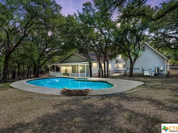 113 N Oak Hollow Rd, Georgetown, TX 78628