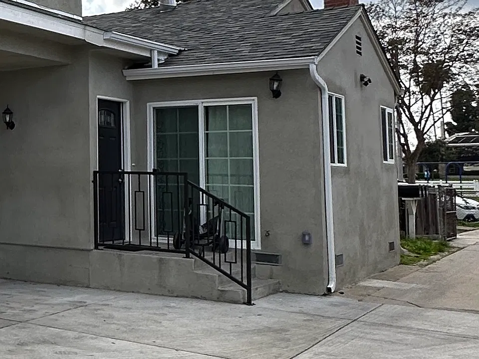4126 Encinita Ave