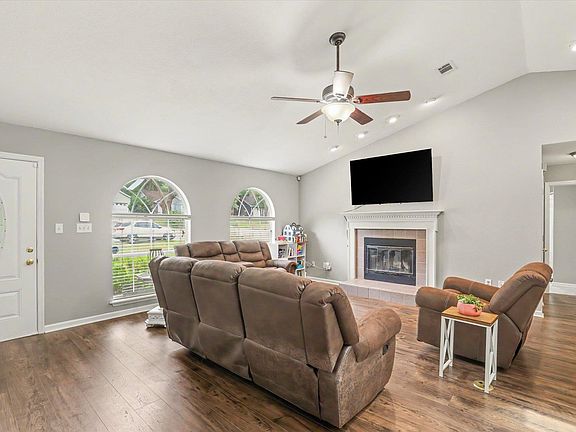 4th image of 3154 S Fulmer Cir
