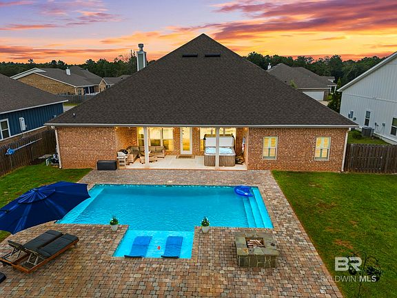 3rd image of 9308 Diamante Blvd
