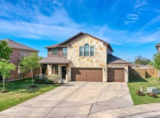 703 Lemonmint St, Lockhart, TX 78644