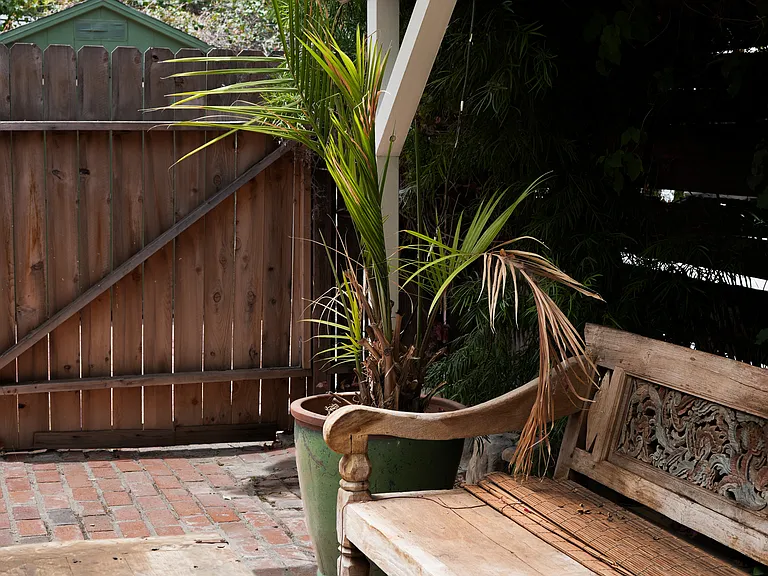 181 Alvarado Ave — Photo 13