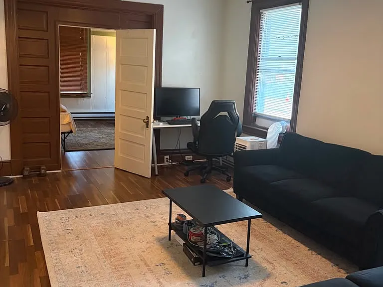 5718 Wellesley Ave #1 — Photo 2