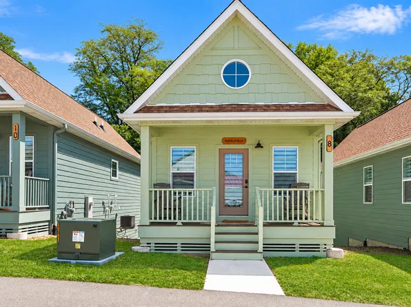 100 Great Loop Dr #8, Ottawa, IL 61350