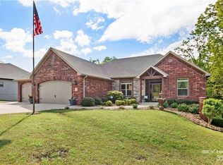 9 Cheviot Pl, Bella Vista, AR 72715