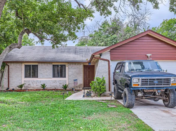 13619 Larkbrook Street, San Antonio, TX 78223