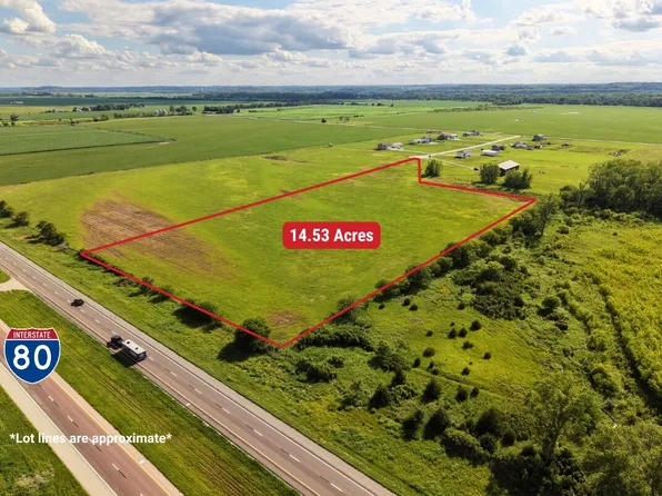 19952 Mayfield Cir, Pacific Junction, IA 51561