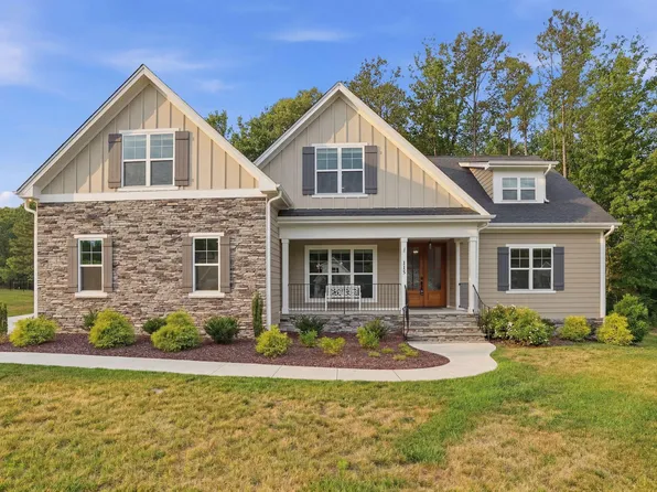 115 Old Garden Ln, Youngsville, NC 27596