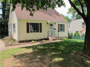 31 Welles Ter, Meriden, CT 06450