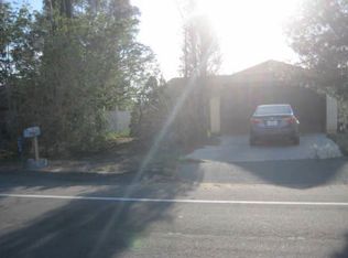 6144 Lupine Ave, Twentynine Palms, CA 92277