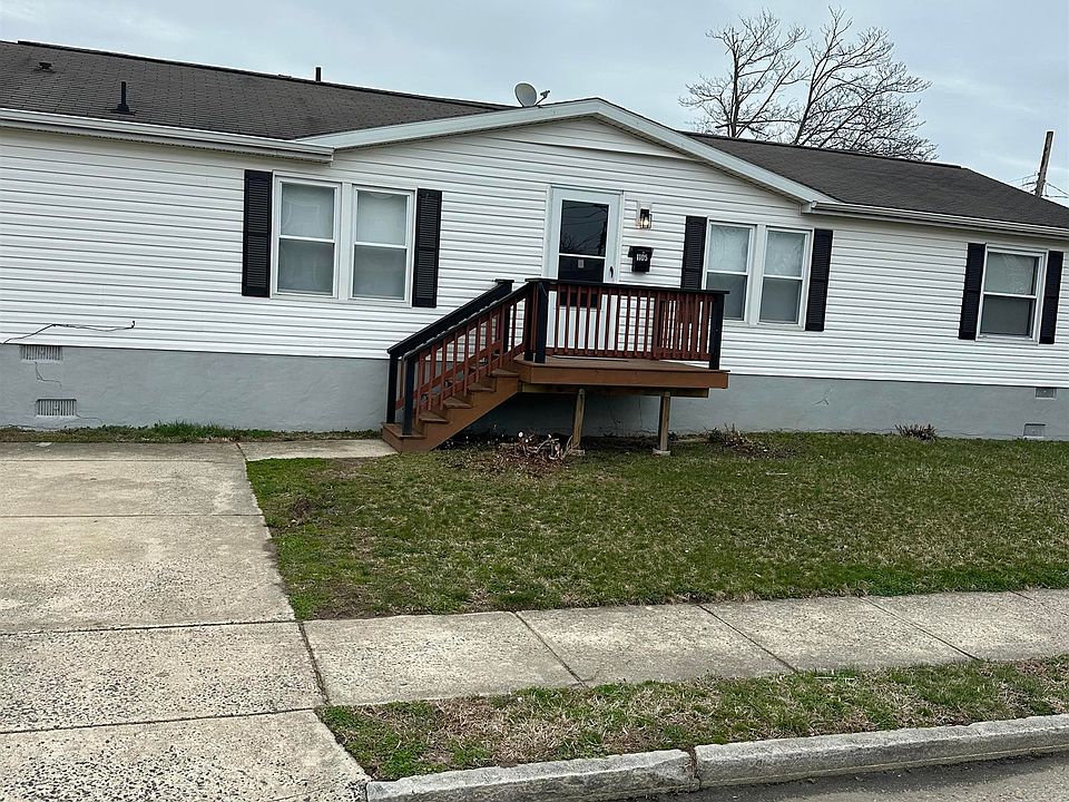 1st image of 1105 Jefferson Pl