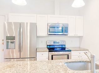 364 Leonard St #3F, Brooklyn, NY 11211