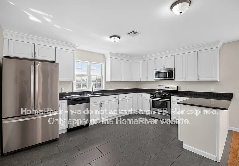 508 2nd Ave #2 — Photo 7