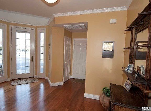 2nd image of 411 Madeira Blvd