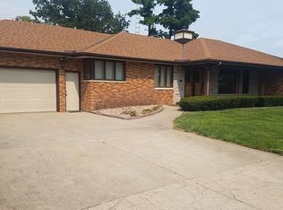 138 N Parkway, Columbus, NE 68601