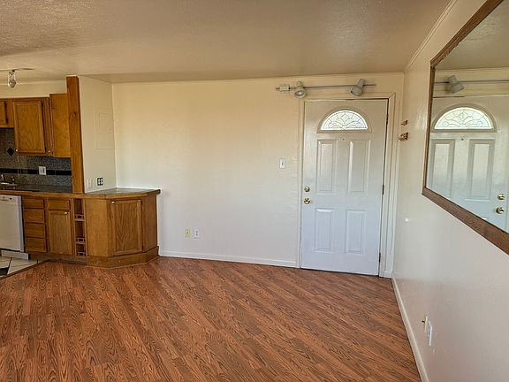 5th image of 640-680 S Lashley Ln #680-318