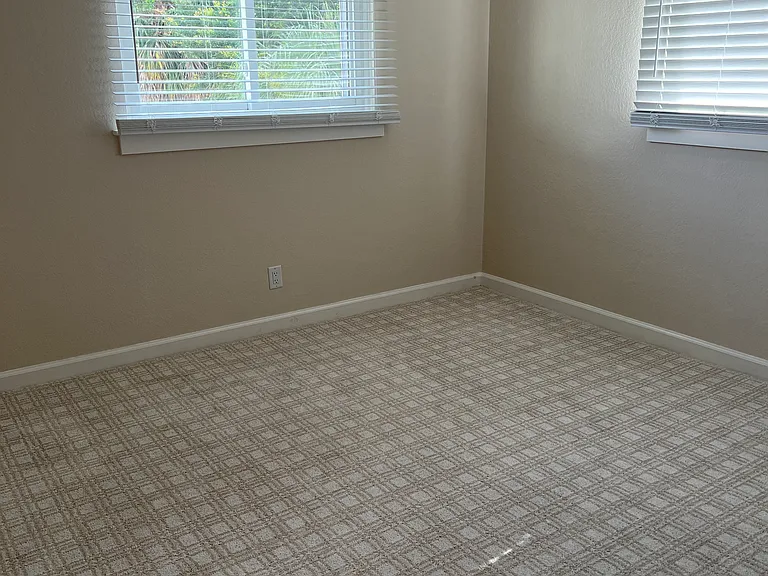 2321 3rd Ave N #2 — Photo 9