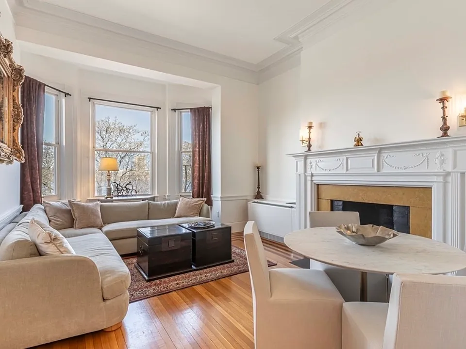 849 Beacon St #5B