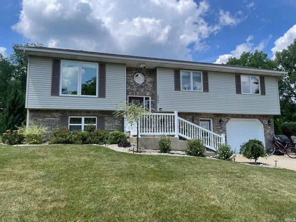 18397 Chippewa Path, Plymouth, IN 46563