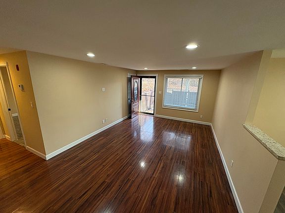 2nd image of 12 Sagamore Hills Dr #12