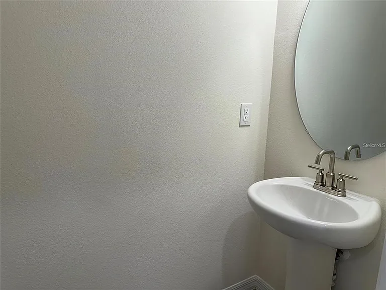 4561 Small Creek Rd — Photo 13