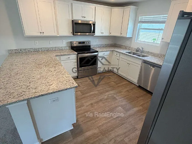 6619 Sacagawea St — Photo 46