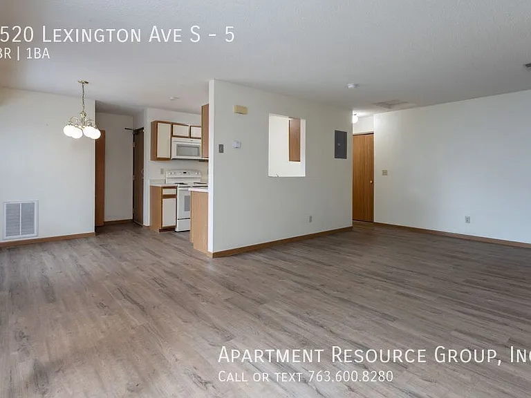 3520 Lexington Ave #5 — Photo 29