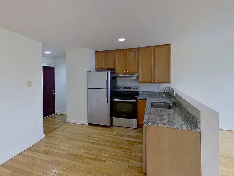 Mount Vernon Apartments — Photo 14