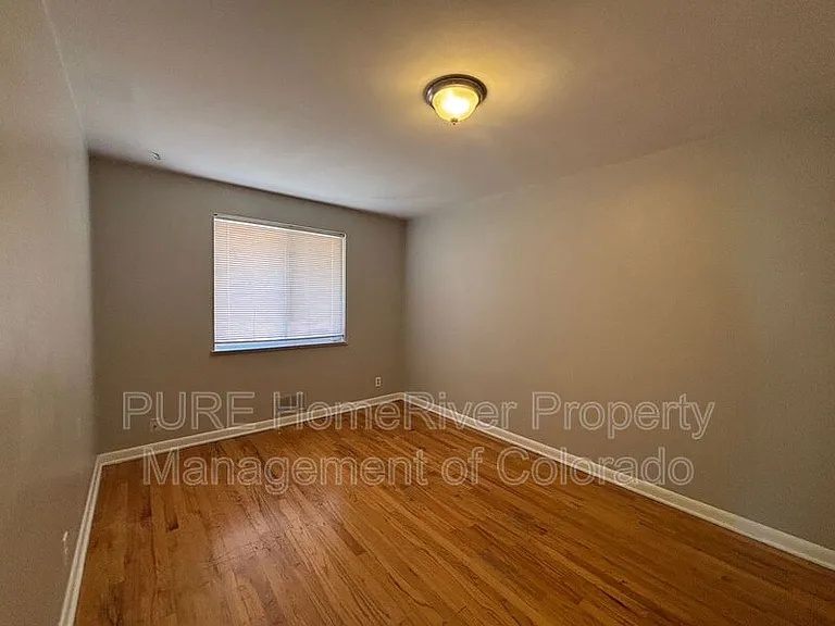 935 N Winona Ct — Photo 9