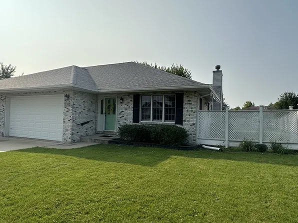 1512 Jo Lin Dr, Morris, IL 60450