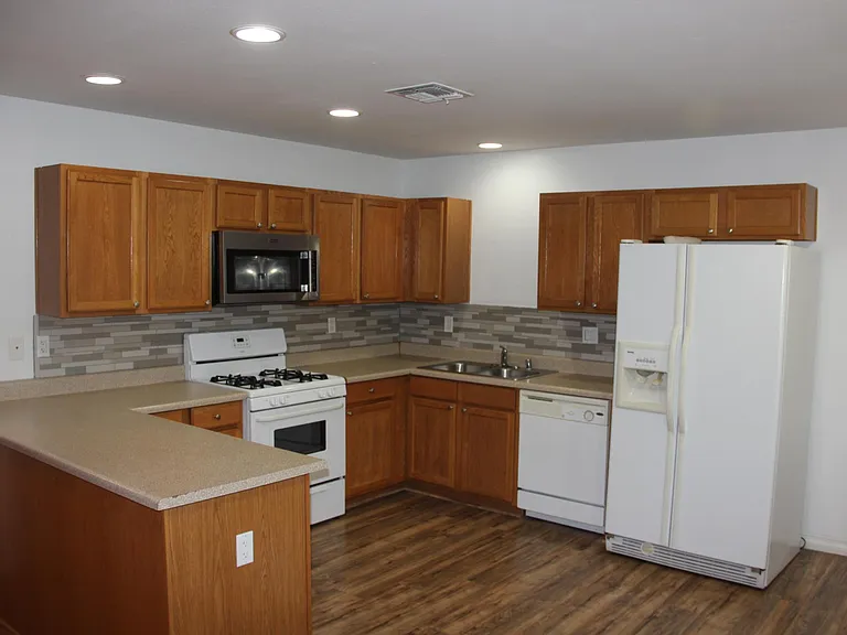 74036 Pinon Dr — Photo 11