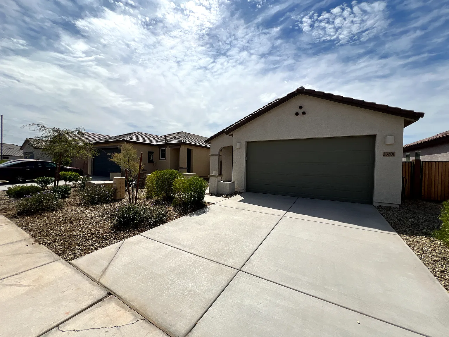 3 bed, 1609 sqft, $1,995 — Photo 2
