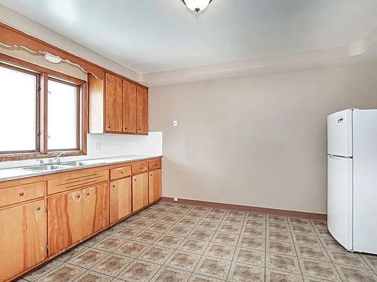 4633 Warner Rd — Photo 7
