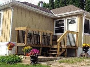 1512 3rd St, City of delafield, WI 53018