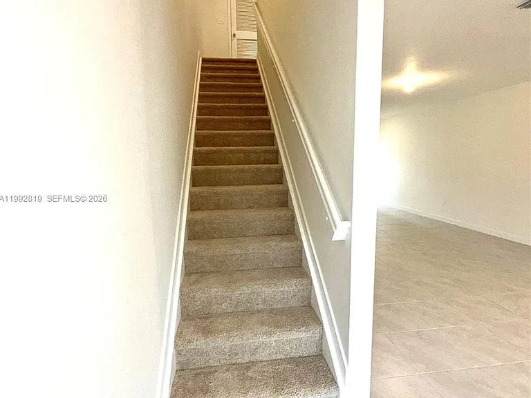 359 NE 16th St — Photo 23