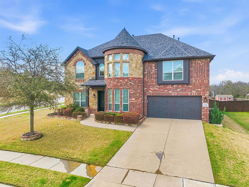 1st image of 1194 Overland Dr