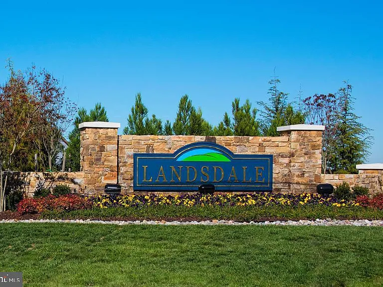 4550 Tinder Box Cir — Photo 44