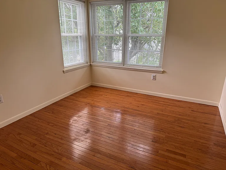 4 Meadow Ridge Rd #4 — Photo 10