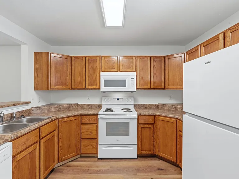 1713-1715 Louise Cir — Photo 19