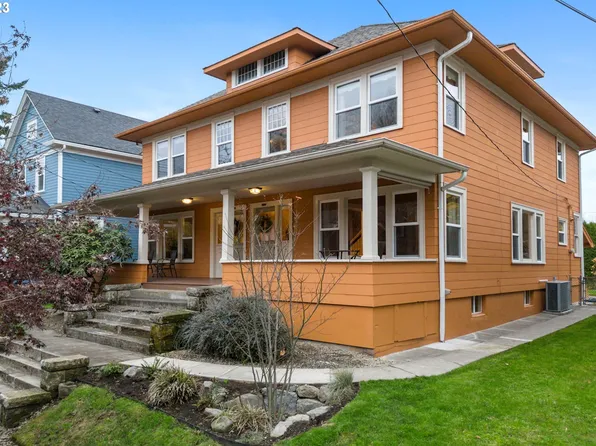2134 SE Main St, Portland, OR 97214