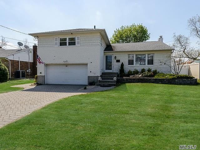 1st image of 21 Kirkwood Dr
