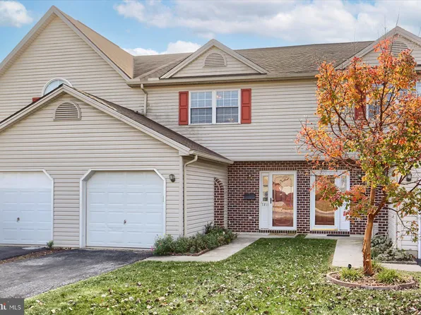 7211 Clearfield St, Harrisburg, PA 17111