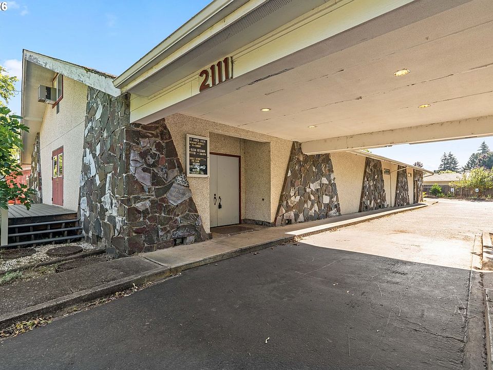 1st image of 2111 Minnesota St