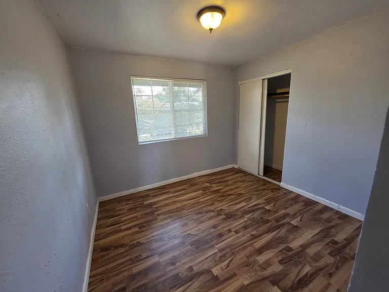 2719 Edward Ave — Photo 6